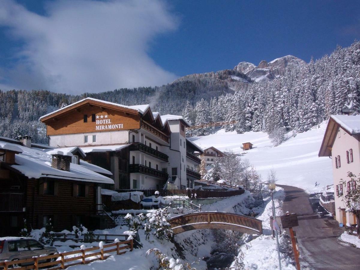 Hotel Miramonti ヴィーゴ・ディ・ファッサ エクステリア 写真